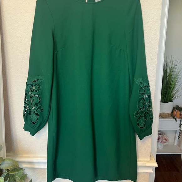 H&M SZ 2 Green Lace Sleeve Dress - Picture 13 of 13